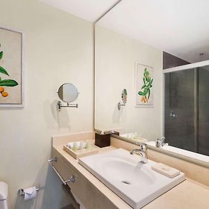 Standard Double Suite